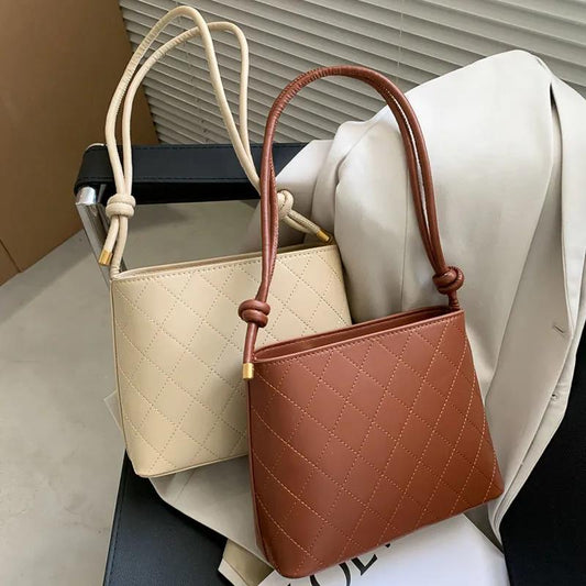 French Small Large Capacity Bucket Bag Women's Texture Wild Single Shoulder Temperament Handbag Retro Small Bag