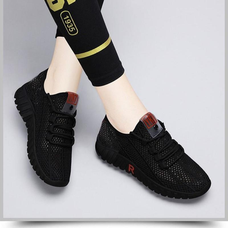 Cloth Shoes Women's Walking Shoes Soft Bottom Non-slip Mom Sneakers Breathable Net Shoes Fashion Casual Single Shoes