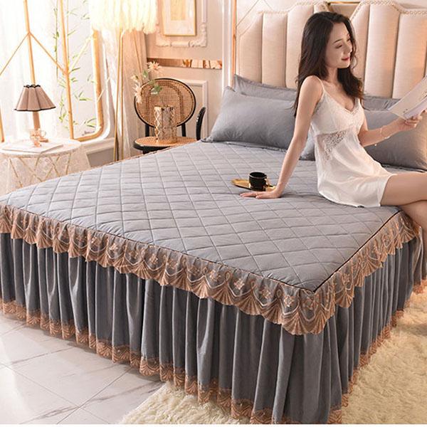 3pcs/set Autumn and Winter Thick Cotton Quilted Lace Bed Skirt Three-piece Set Non-slip Bedspread Pillowcase Three-piece Set