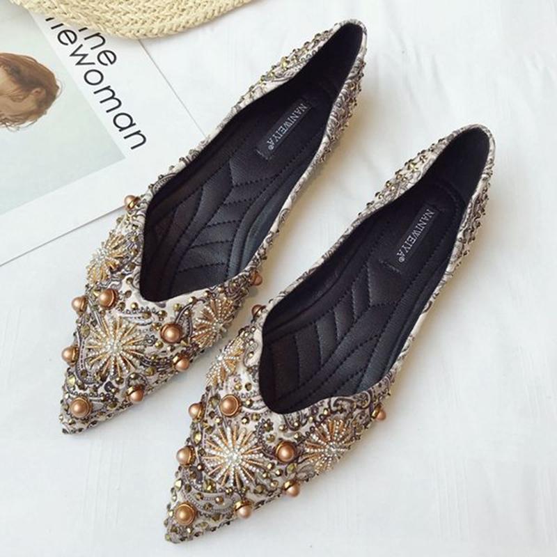 Korean Version of Retro Single Shoes Female Printed Cloth Pointed Toe Flat Shoes Rhinestone Rivet Scoop Shoes Shallow Mouth Soft Bottom Shoe All-match