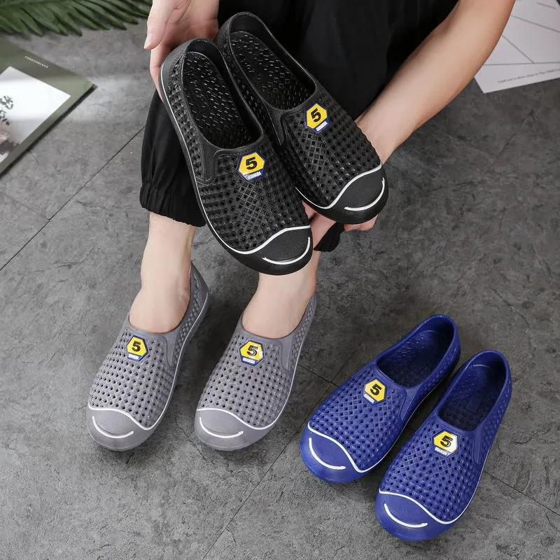 Men Summer Shoes Anti-slip Solid Color Flat Beach Shoes Soft Sole Flat Casual Baotou Cool Shoes