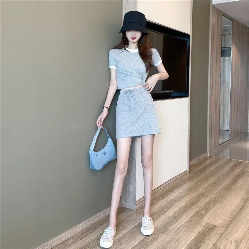 2PCS Summer Thin Short-sleeved Tops and Shorts Two-piece Sports Suits Casual Age-reducing Women's Clothing Workout Clothes Set Jogging Suit