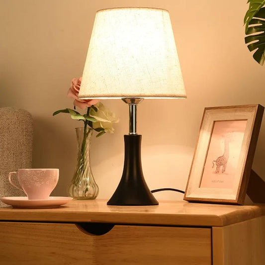 Bedside Table Lamp Modern Minimalist Bedroom Study Dormitory LED Energy-saving Bedside Dimming Table Lamp Classic Table Lamp