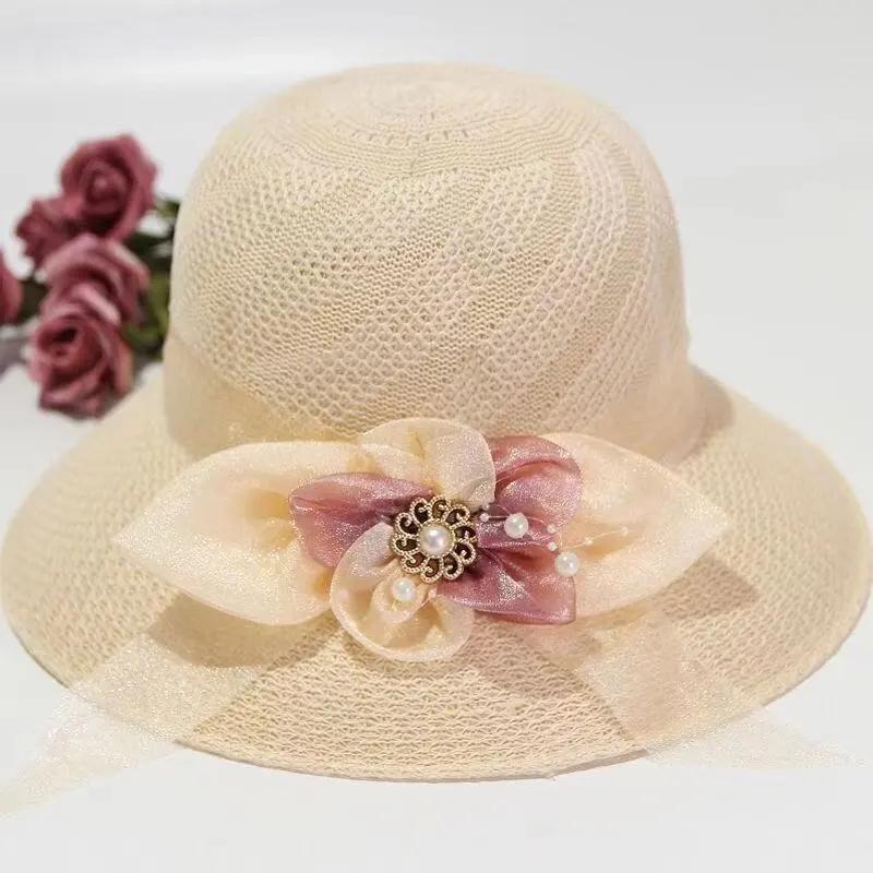 Women's Sun Cap Summer Flower Ribbon Bow Straw Hat Sunscreen Hollow Out Beach Holiday Vacation Anti-UV Hat All-match Sun Hat