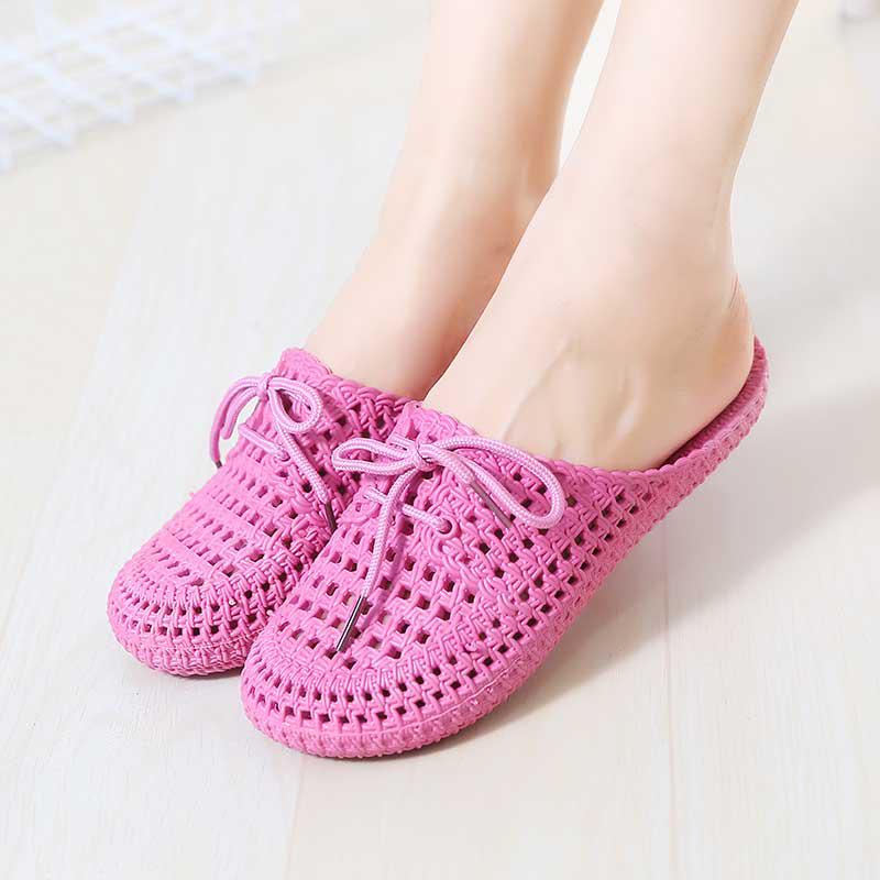 Black Slippers Female Summer Hollow Shoes Indoor and Outdoor Bathroom Bath Beach Slippers