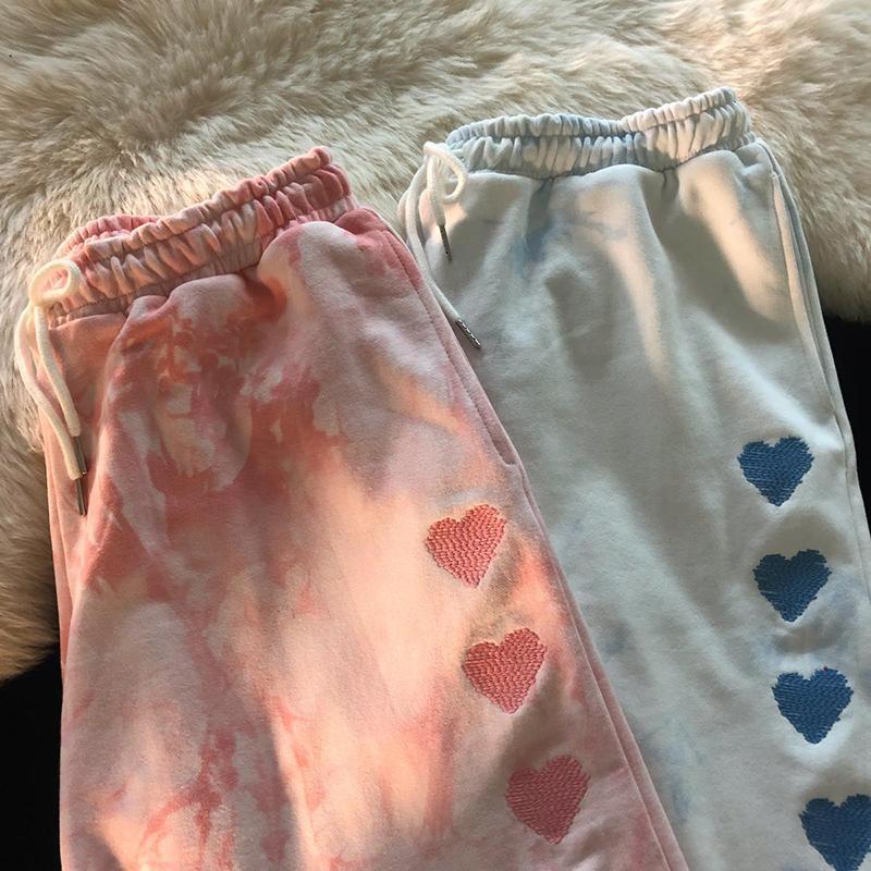 WTEMPO Heart-shaped Loose Elastic Waist Sports Shorts Women's Casual Pants Student Big Pocket Gym Stadium Playground