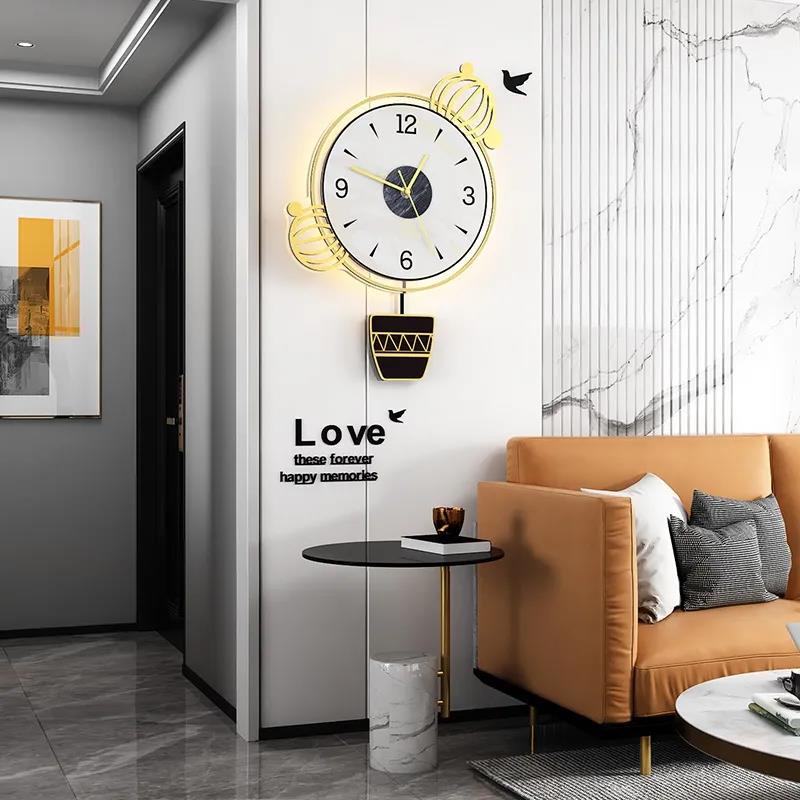 Creative Decoration Clock Wall Clock Living Room Fashion Home Modern Minimalist Wall Watch Personality Light Luxury Clock Mute