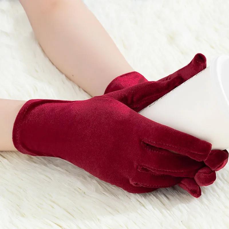 Ladies Gold Velvet Warm Gloves Autumn and Winter Thin Section Cold-proof Spring Outdoor Riding Dance Mittens High Quality Elastic Solid Gloves