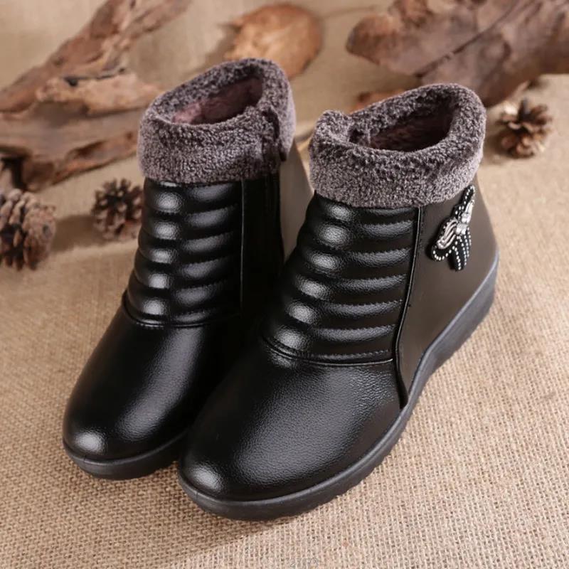 Women's Winter Plush Warm Boots Large Size Solid Color Cotton Boots Waterproof and Anti-skid Flat Cotton Shoes