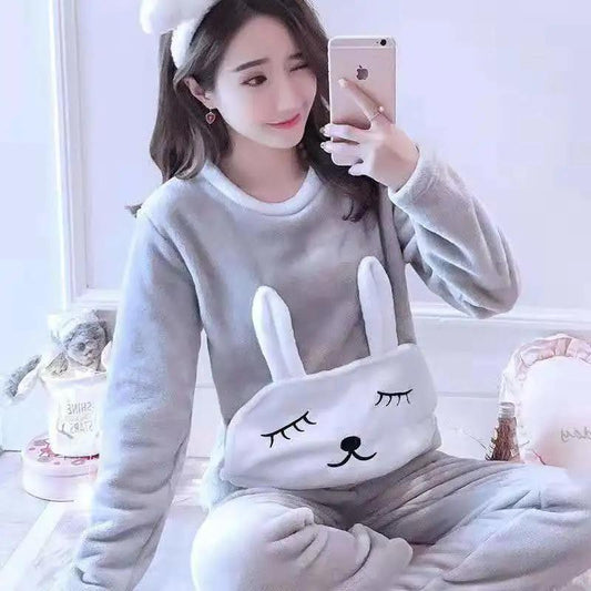 Women's Winter Coral Fleece Pajamas Set Thickened Velvet Sweet Cute Cartoon Printing Flannel Pyjamas Long-sleeved Homewear Suit Round Neck Sleepwear