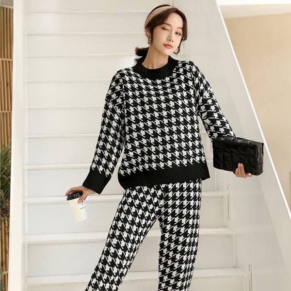 2pcs/set Women Knitted Tracksuit Houndstooth High Neck Sweater + Carrot Jogging Pants Pullover Sweater Set CHIC Knitted Outwear