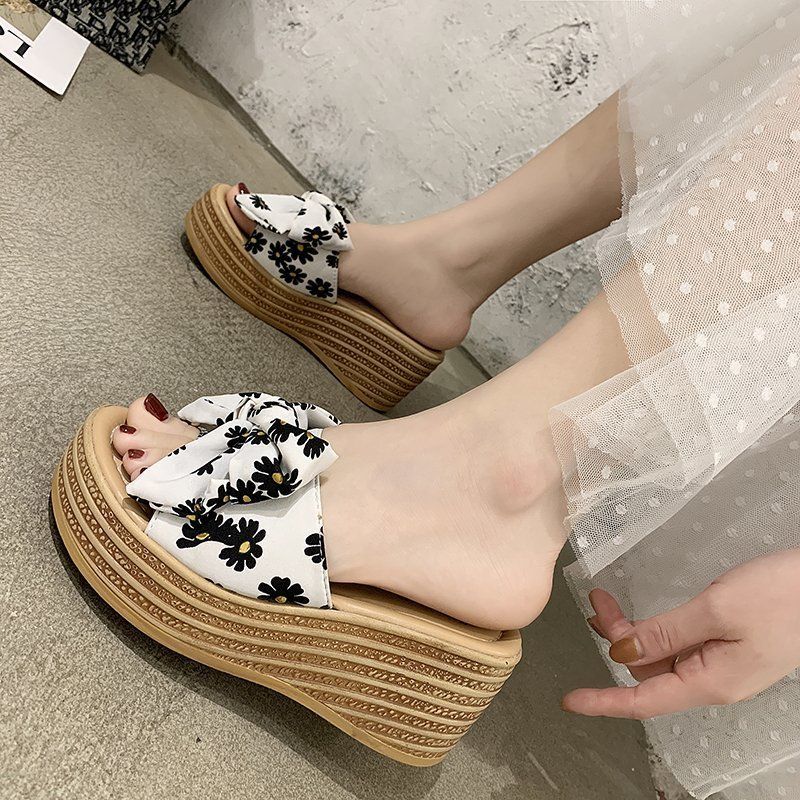 High-heeled Thick-soled Slippers Women's Summer One-word Thongs Are Thin and Heightened Bow Beach Sandals and Slippers