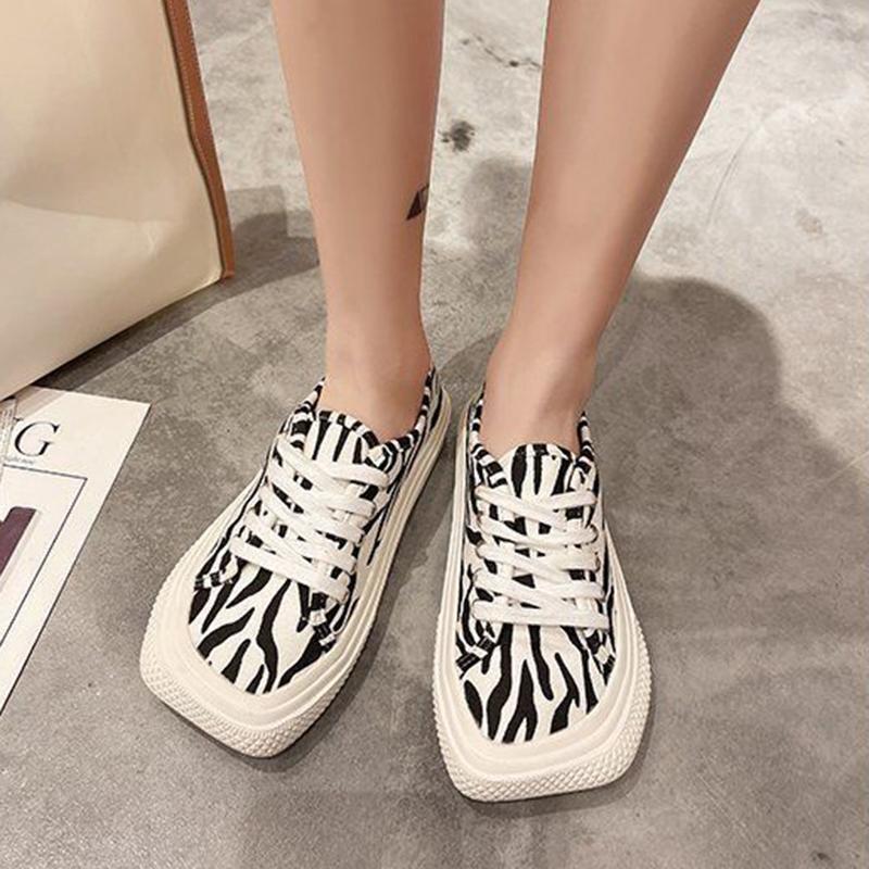 Canvas Shoes Female Students Korean Version of Mango Head Spring Leopard Print Flat Bottom All-match Casual Shoes White Shoes