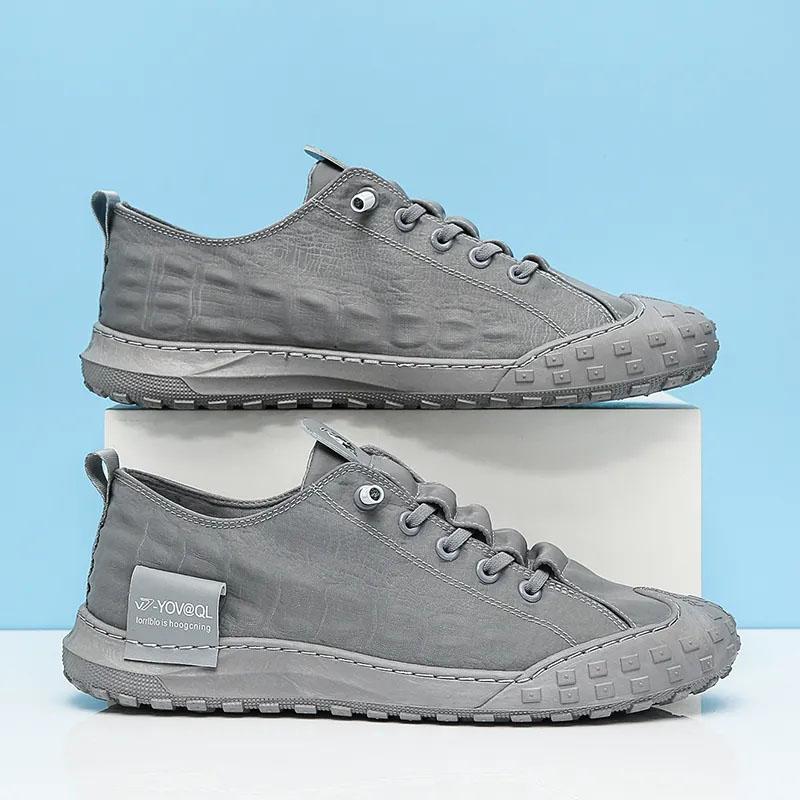 Men's Casual Shoes Spring and Summer Breathable Ice Silk Cloth Shoes Crocodile Pattern All-match Casual Sneakers Tie Running Shoes