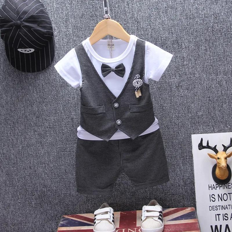 Boys Suit Korean Version of Children's Clothing Handsome Boy Baby Gentleman Vest Bow Three-dimensional Decoration Short-sleeved Shorts Two-piece Set