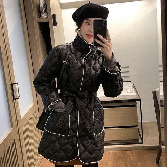 Autumn and Winter Waist Slimming Lightweight Down Jacket Women Mid-length Pie Overcoming Ladies Jacket