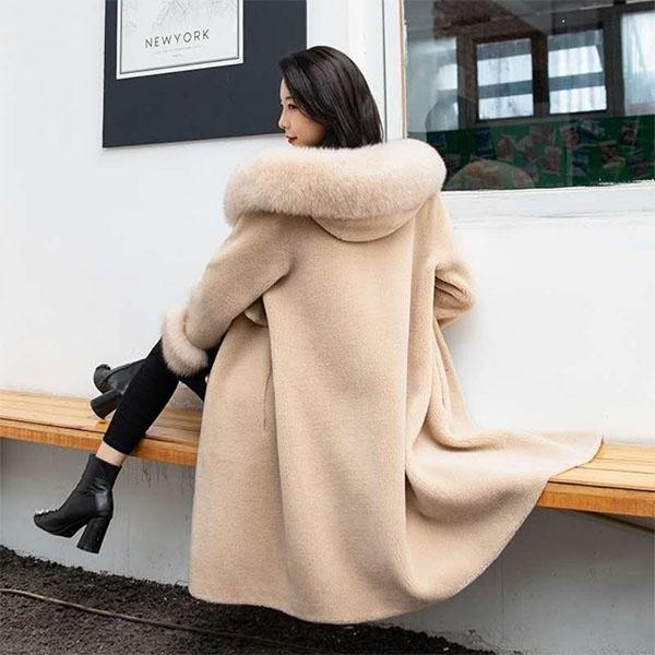 Winter High-end Imitation Fur Coat Women's Slim Thicker Loose  Cotton Top Particle Sheep Shearing Women's Hooded Fox Fur  Coat