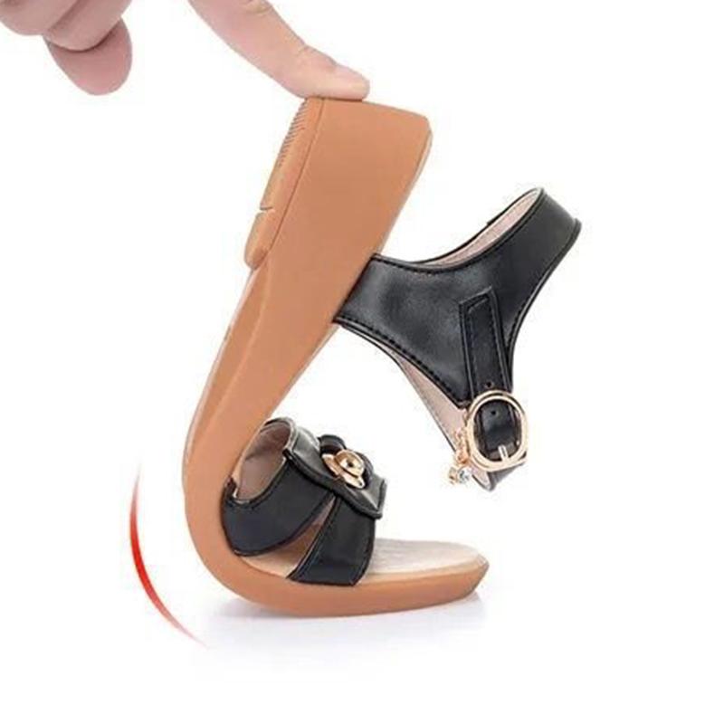 Summer Mother Sandals Women's Slope with Flat Really Soft Leather Soft Bottom All-match Non-slip Middle-aged and Elderly Women's Sandals