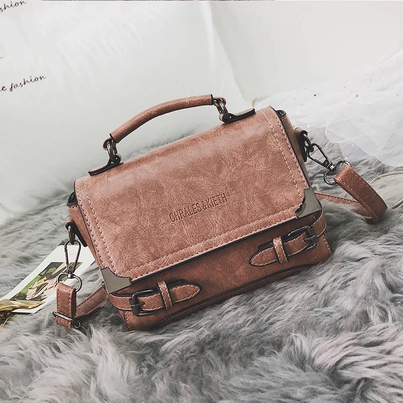 Retro Hand-made Leather-skinned Female Bag Korean Version of The Hundred Shoulder Messenger Bag Small Square Bag