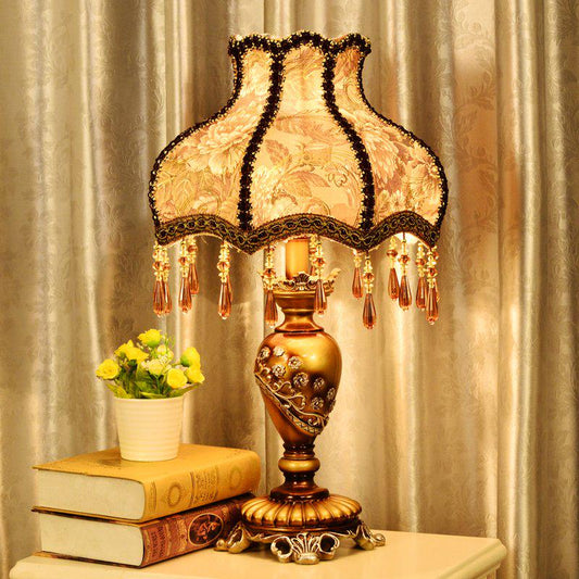 European Resin Carved Table Lamp Bedroom Bedside Lamp Lace Palace Lampshade Living Room Table Light