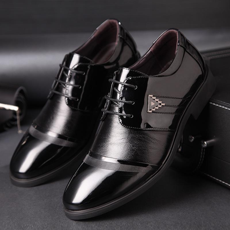 Casual Shoes British Men Breathable Leather Fashion Men Pointed Toe Flat