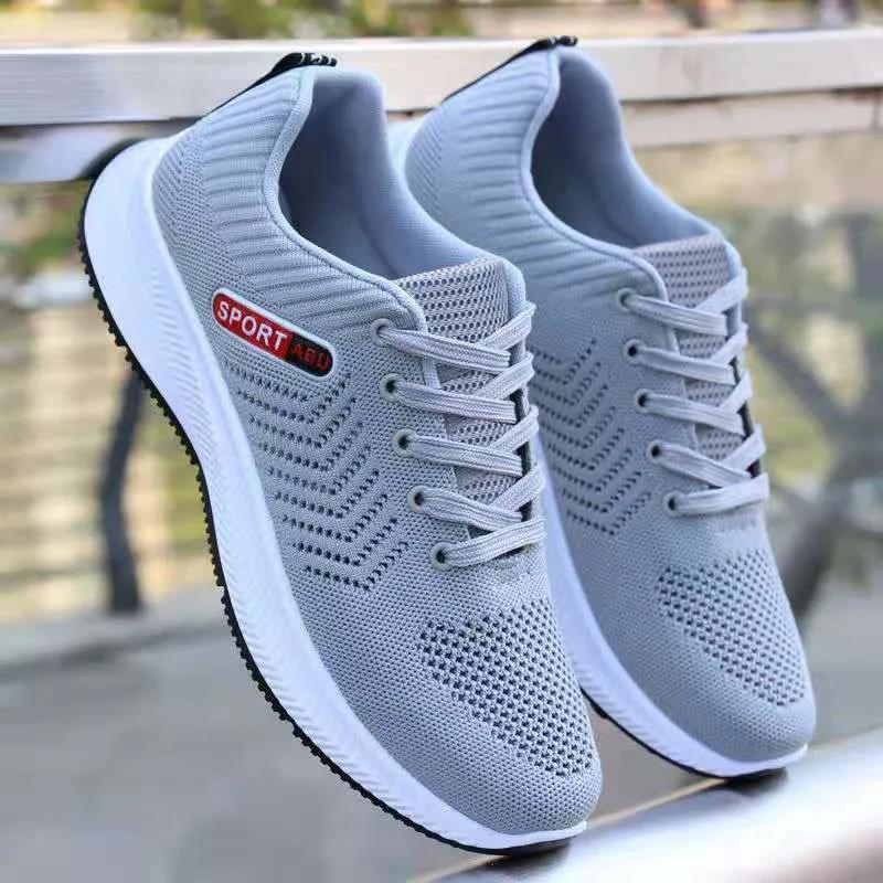 Men's Solid Color Mesh Shoes Lightweight Running Shoes Summer and Autumn Versatile Casual Sports Shoes