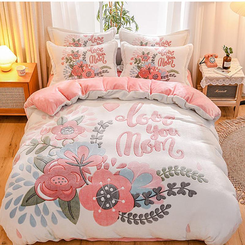 Thick and Large Version of Four-piece Snowflake Velvet Warmth Three-dimensional Velvet Duvet Cover Crystal Velvet Bedding