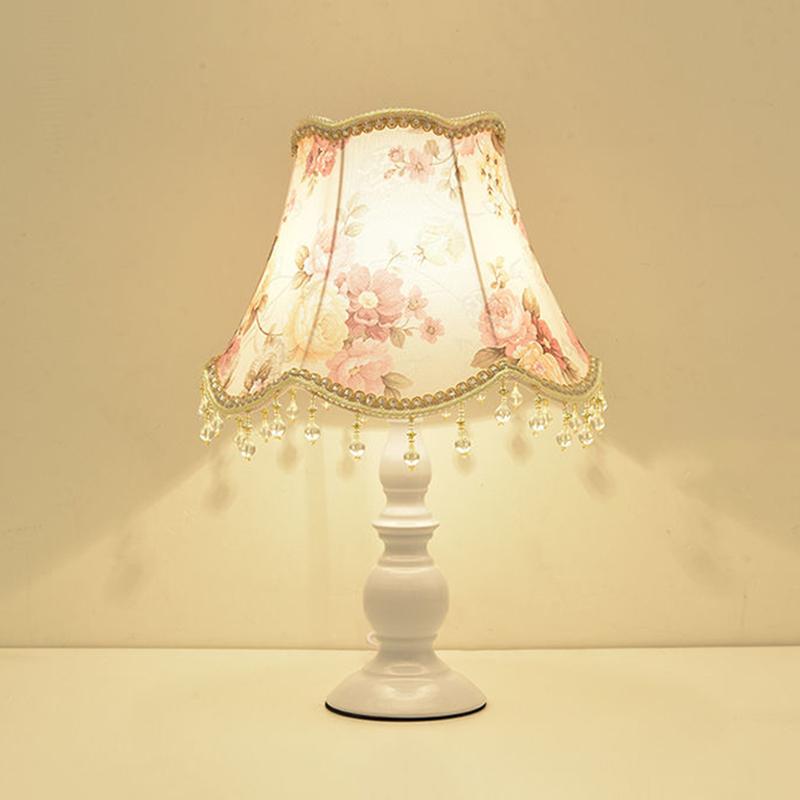 Table Lamp Bedroom Bedside Lamp Simple Modern Bedroom Lamp Creative Warm and Romantic Household Lamp Dimming Counter Lamp