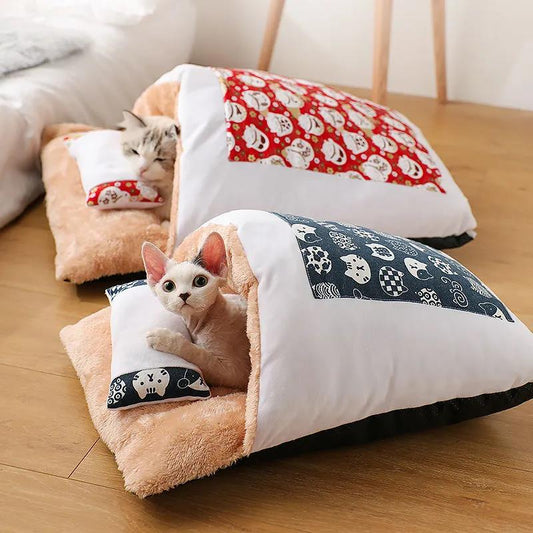 Pet Cat Sleeping Bag Closed Removable and Washable Quilt To Keep Warm In Winter Cashmere Cat Nest Dog Sleeping Place