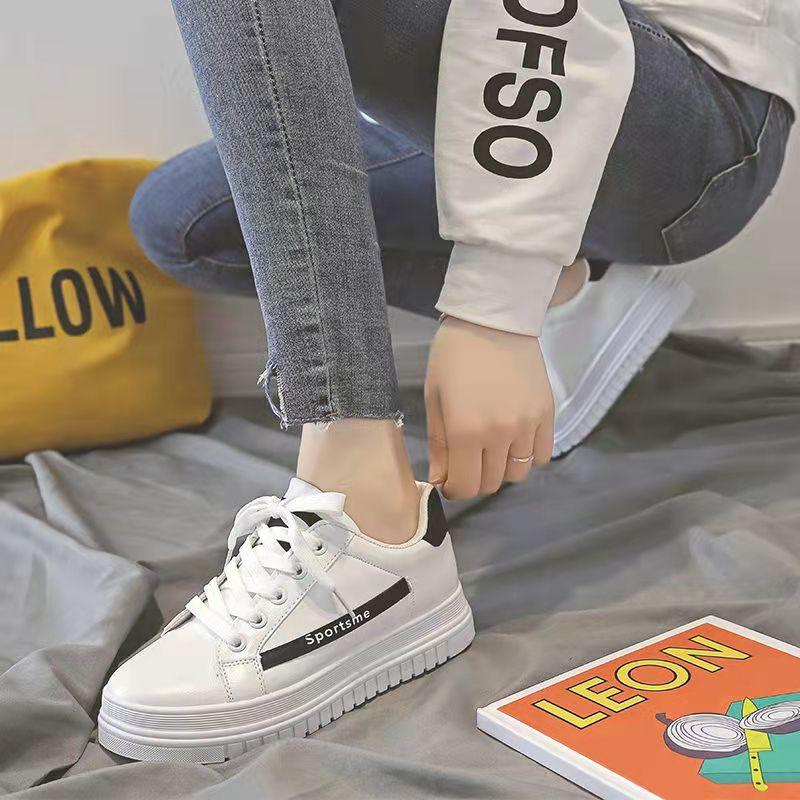 Women's Summer Flat Ins Board Shoes Casual Sports Shoes Korean Version All-match Small White Shoes Ladies Heightening Shoes Student Skate Shoes