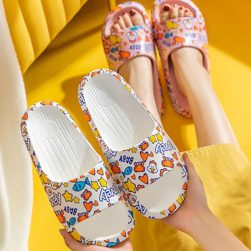 Cute Cartoon Slippers Women 3cm Sole Soft and Comfortable Outdoor Beach Slippers Bathroom Non-slip Slippers Chick Print Slippers