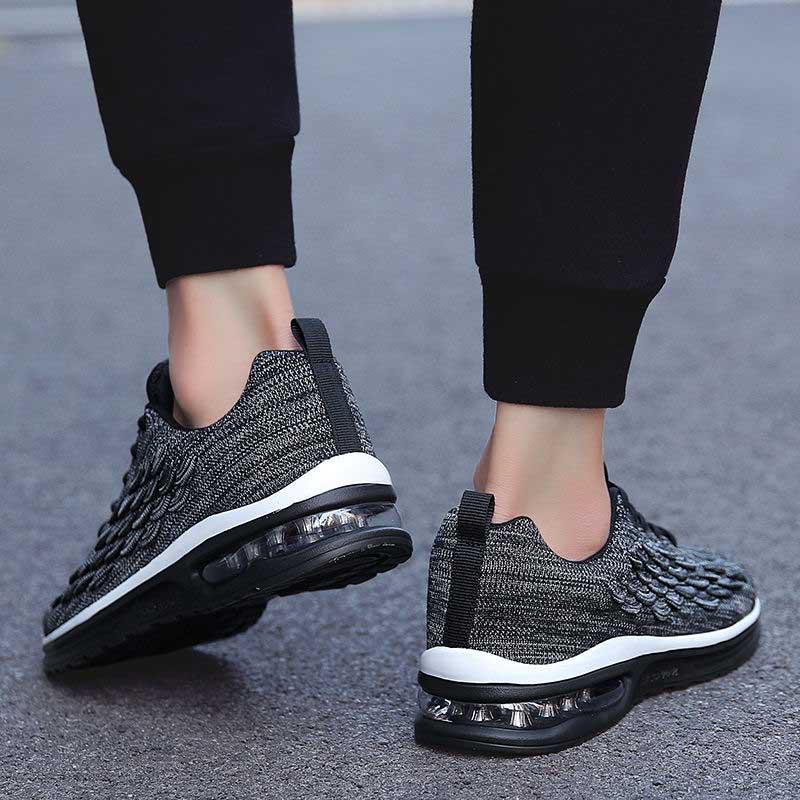 Plus Size 38-45 Men Flying Woven Mesh Running Shoes Lightweight Sneakers Breathable Outdoor Sports Shoes Comfortable Deodorant Running Gym Shoes