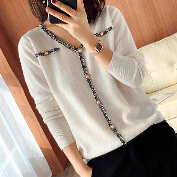 Women's Spring and Autumn Solid Color V-neck Woolen Stitching Sweater Versatile Pearl Decoration Casual Long Sleeve Tops