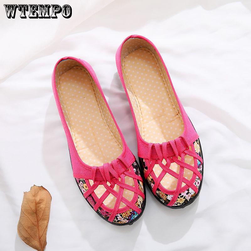 Pair of Women Shoes Women Flats Breathable Casual Slippers Soft Sandals