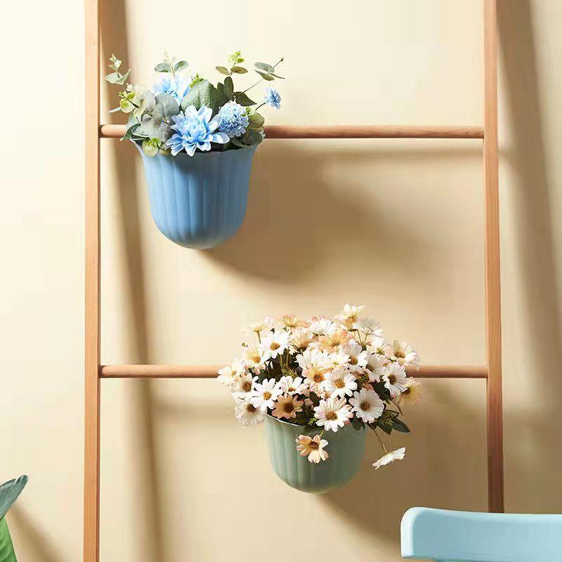 3Pcs Kitchen Wall-mounted Trash Can Flower Pots Kitchen Waste Countertop Trash Can Cabinet Door Hanging Do Not Bend Down Trash Can Home Organizer