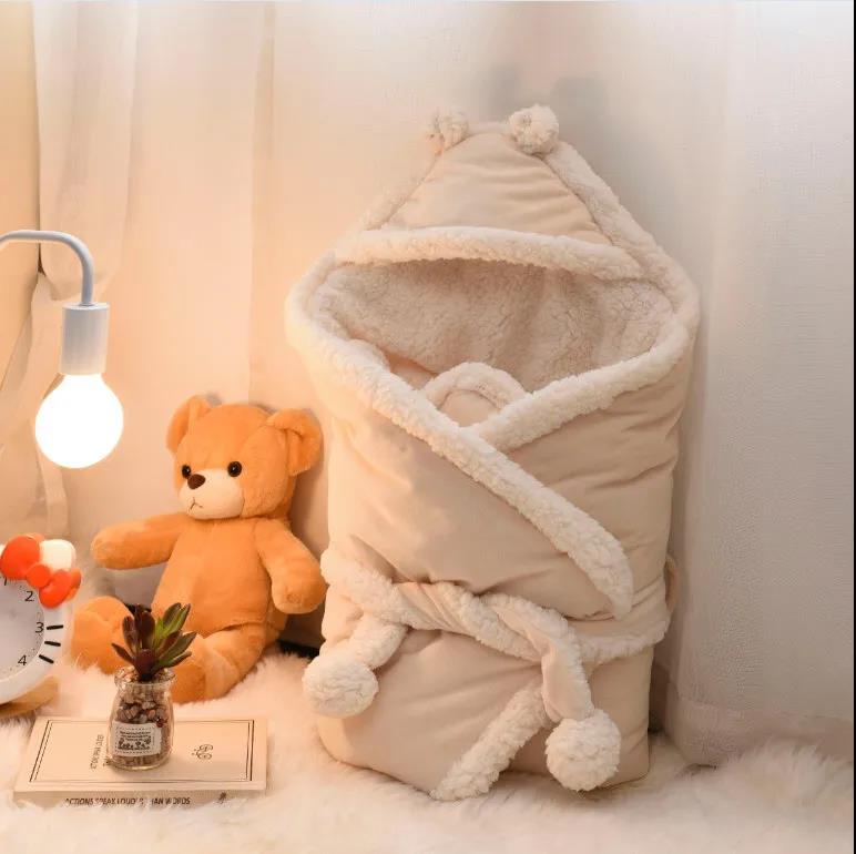 Baby Holding Quilt Thickened Autumn and Winter Newborn Cloak Multifunctional Dual-purpose Going Out Coral Velvet Blanket