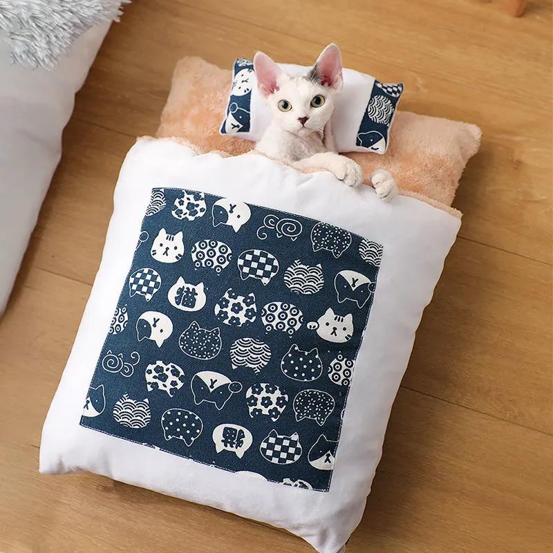 Pet Cat Sleeping Bag Closed Removable and Washable Quilt To Keep Warm In Winter Cashmere Cat Nest Dog Sleeping Place