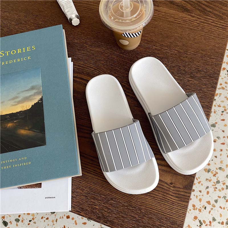 Slippers Women's Summer Wear Home Non-slip Flat Beach Shoes for Student Couples