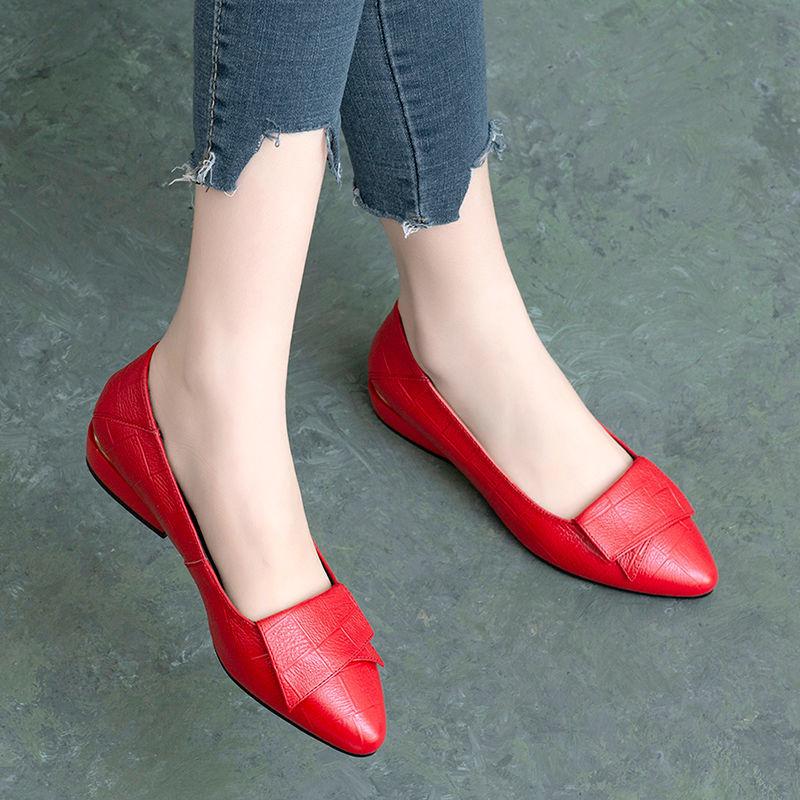 Flat Single Shoes Women Shallow Mouth Thick Heel Pointed Toe Women's Shoes Soft Leather Soft Sole All-match Leather Shoes Work Shoes