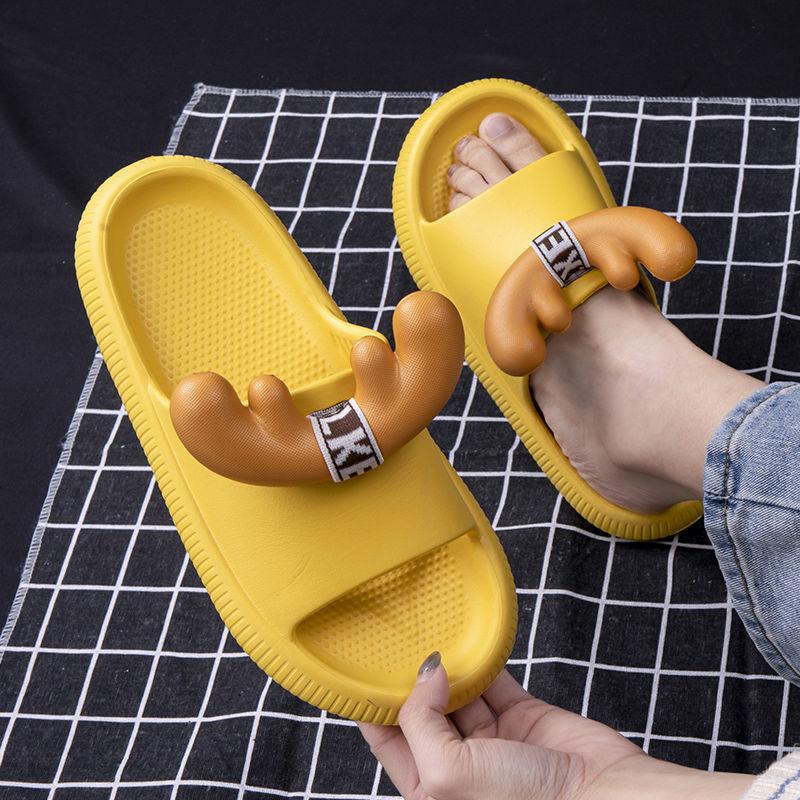 Fawn Sandals Slippers Female Summer Cute Cartoon Household Bathroom Home Slippers Thick bottom  comfortable