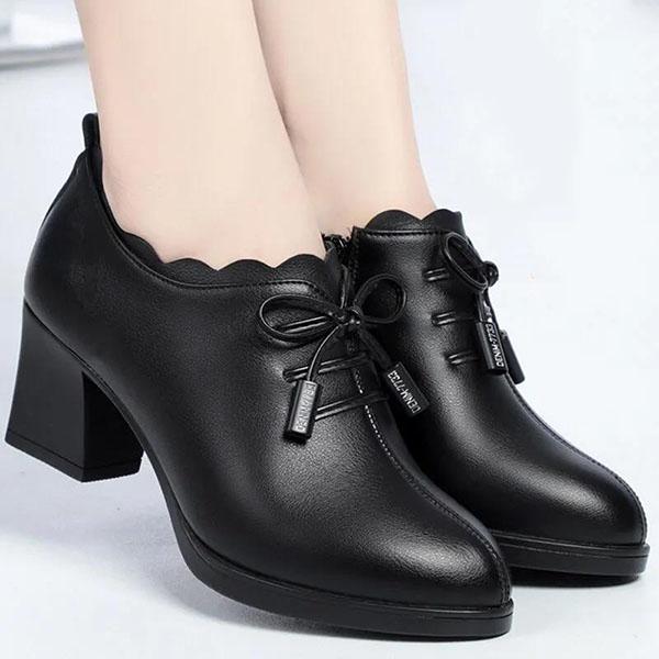 Women's Spring and Autumn Single Shoes Mother's Shoes Soft Soled Thick Heels Shoes Non Slip Black Casual High-heeled Shoes