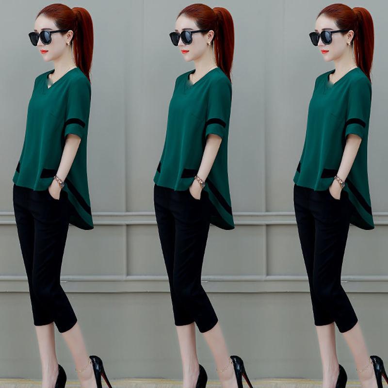 Women's Temperament Slim and Thin Hit Color T-shirt Shorts Chiffon Suit Two-piece V-neck Loose Top Cover Belly and Thin Ladies Temperament Suit