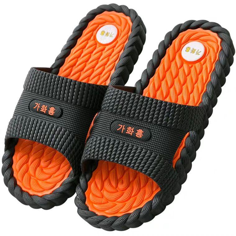 Korean Version of The Slippers Male Xiaju Home Massage Bathroom Couple Male Sandals and Slippers Women