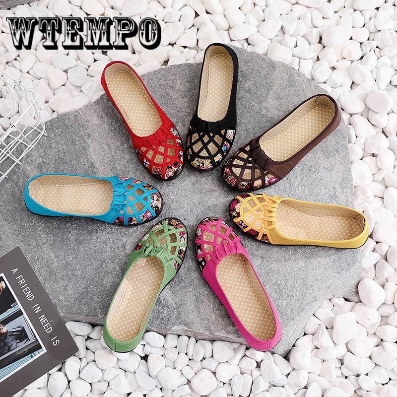 Pair of Shoes Cut Out Toe Floral Women Flat Shoes Hollow Out Sandals