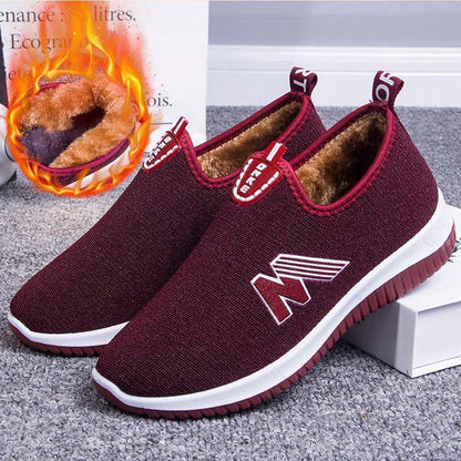 Winter Warm Cotton Shoes Plus Velvet Thick Cloth Shoes Women's Short Boots Flat Bottom Non-slip Middle-aged Mother Cotton Boots Women