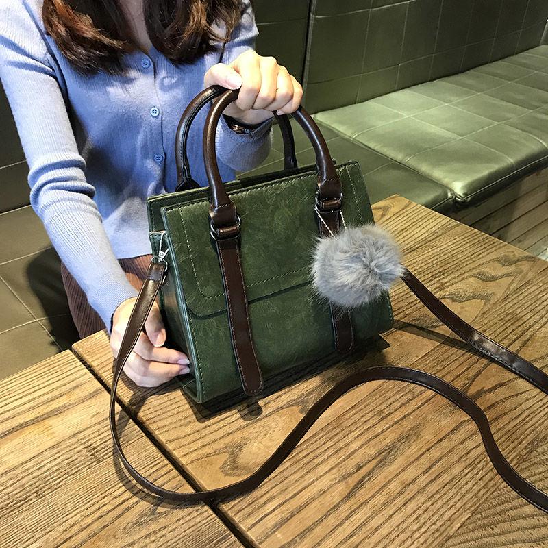 Fashion Handbags Korean Version of The Retro Bag Shoulder Diagonal Bag INS Minimalist Wild Handbag Hundreds of Skin Shoulder Bag