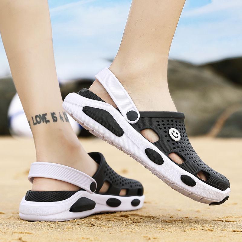 Pair of Shoes Women Fashion Flops Summer Casual Beach Slippers