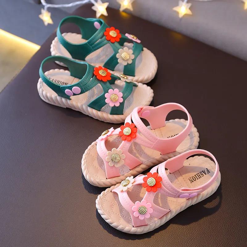 Girls Sandals Girls Summer Soft Sole Flat Beach Sandals Anti-slip Flowers Decoration Casual Princess Light Sandals