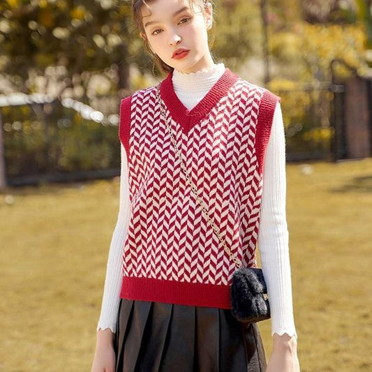 A Short V-neck Vest for Autumn and Winter, Loose Plaid Sleeveless Sweater, Knitted Splicing Color Elastic Waistcoat