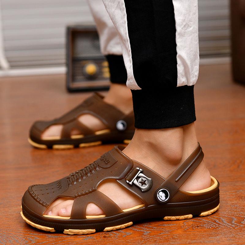 Men's Slippers Outdoor Slippers Breathable Hollow Non-slip Bathroom Beach Sandals Casual Footwear